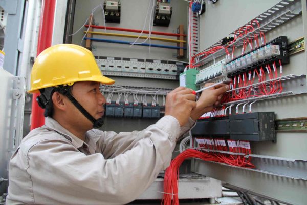 Làm Bằng Trung Cấp Ngành Điện Đảm Bảo Sử Dụng Toàn Quốc
