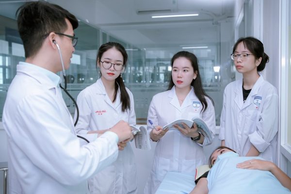 Làm Chứng Chỉ Hành Nghề Điều Dưỡng Có Thể Dùng Để Đi Làm Ngay