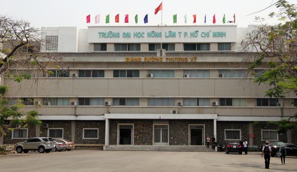 Làm bằng Đại học Nông lâm có việc làm ngay
