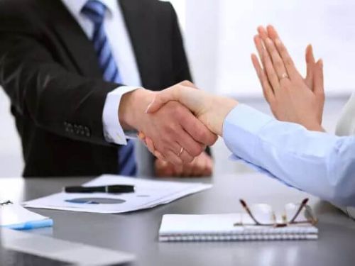 Làm Bằng Cao Đẳng Kinh Tế TPHCM Cơ Hội Nghề Nghiệp Trong Tầm Tay