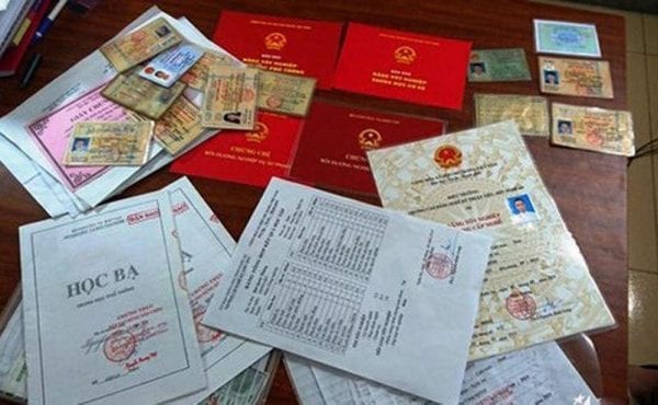 Sử dụng bằng giả đi làm liệu có đơn giản?