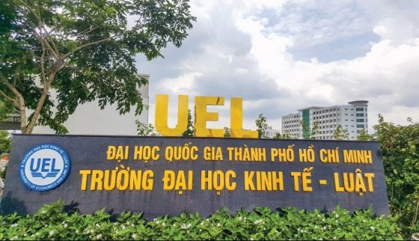 làm bằng đại học kinh tế - luật