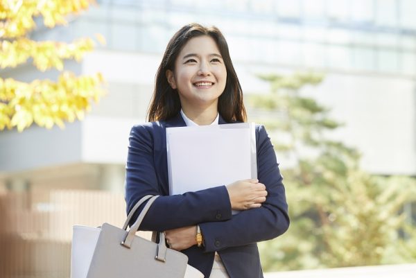 Bằng Trung Cấp Là Gì? Bằng Trung Cấp Có Giá Trị Không?