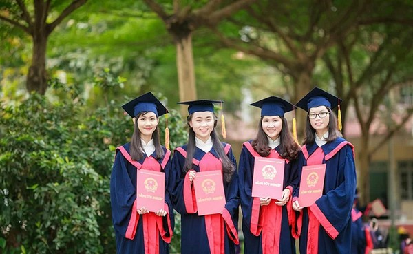 Làm Cách Nào Để Học 2 Bằng Đại Học Cùng Lúc?