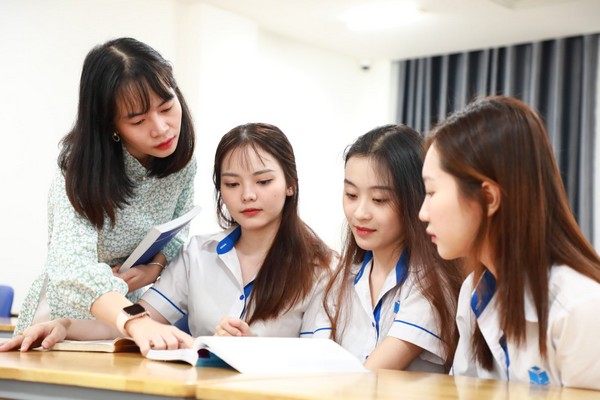 Bằng Đại học Liên thông có giống bằng Đại học Chính quy không?