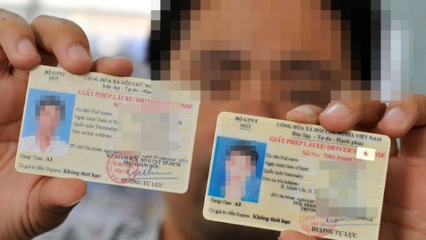 Làm Sao Phân Biệt Bằng Lái Xe Thật Giả