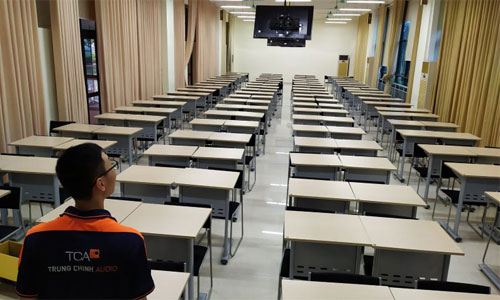 Bằng Đại Học HUFLIT Có Giá Trị Không? Cơ Hội Công Việc Thế Nào?