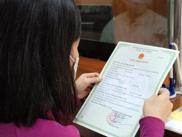 Làm Giấy Khai Sinh Cho Con Có Khó Không?