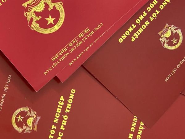 Bằng cấp của học viện gọi là gì