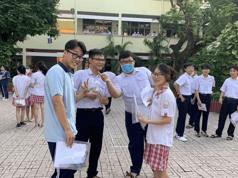 Làm Bằng Cấp 3 Ở Đâu Uy Tín ?