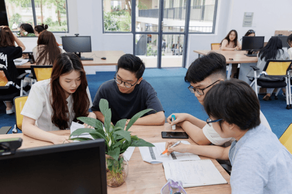 Học bổng và các hình thức hỗ trợ tài chính cho sinh viên Thạc sĩ