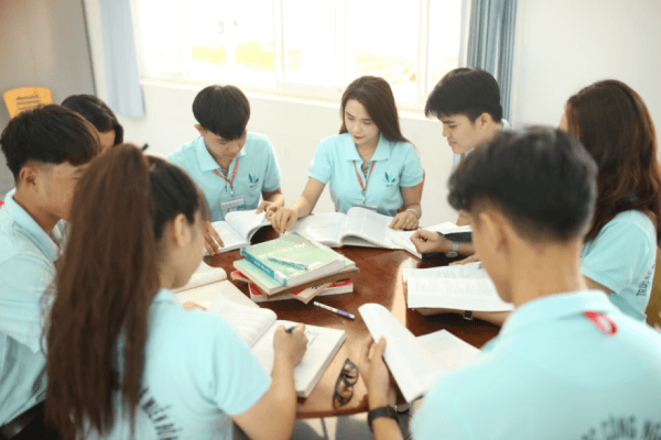 Tại sao nên chọn Đại học Công nghệ Miền Đông?