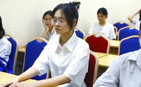 Ưu điểm và hạn chế khi học sư phạm tiểu học hay không?